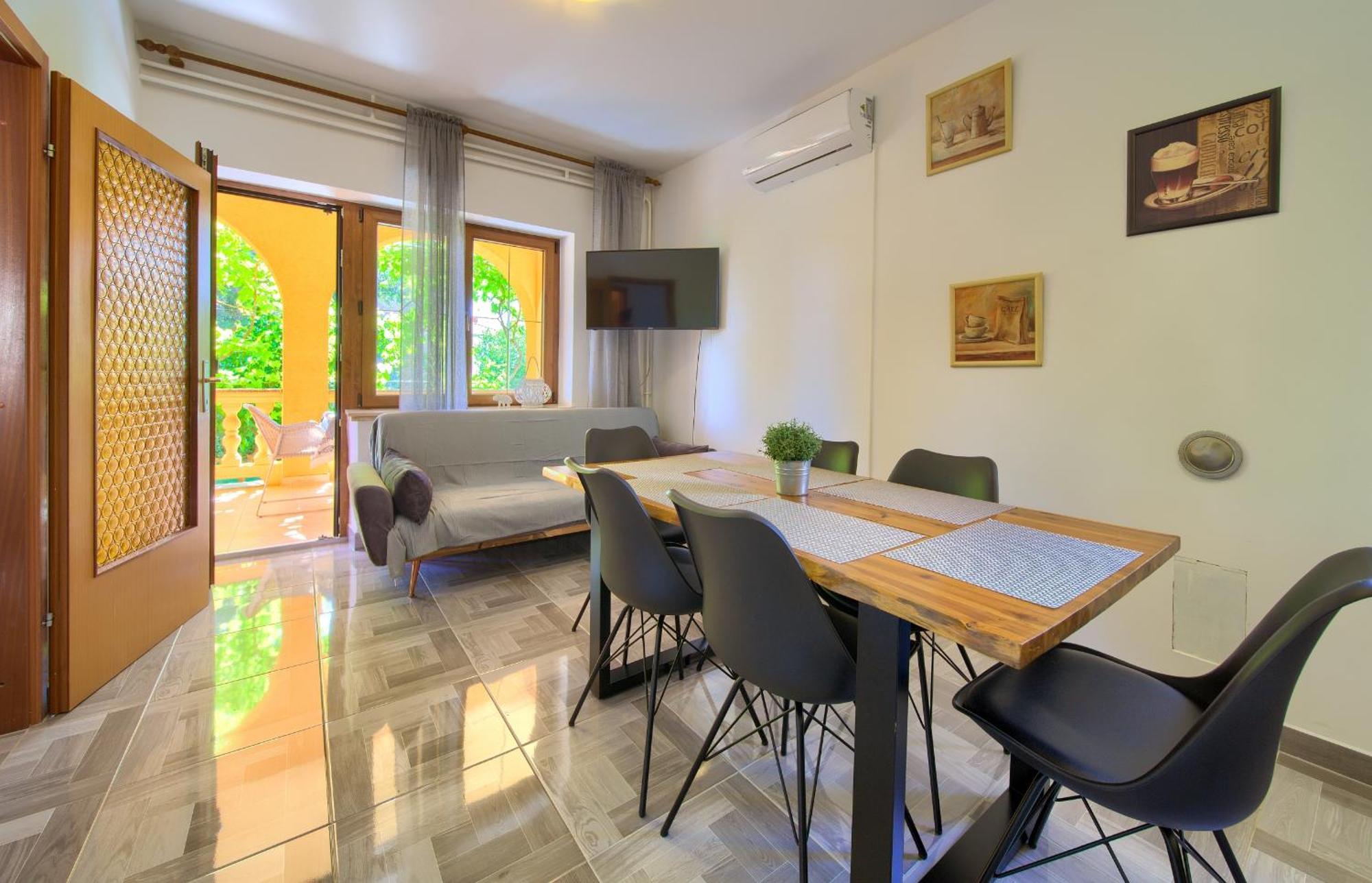 Apartment Bazina - Airconditioning, Parking, 500M From The Beach كرك المظهر الخارجي الصورة