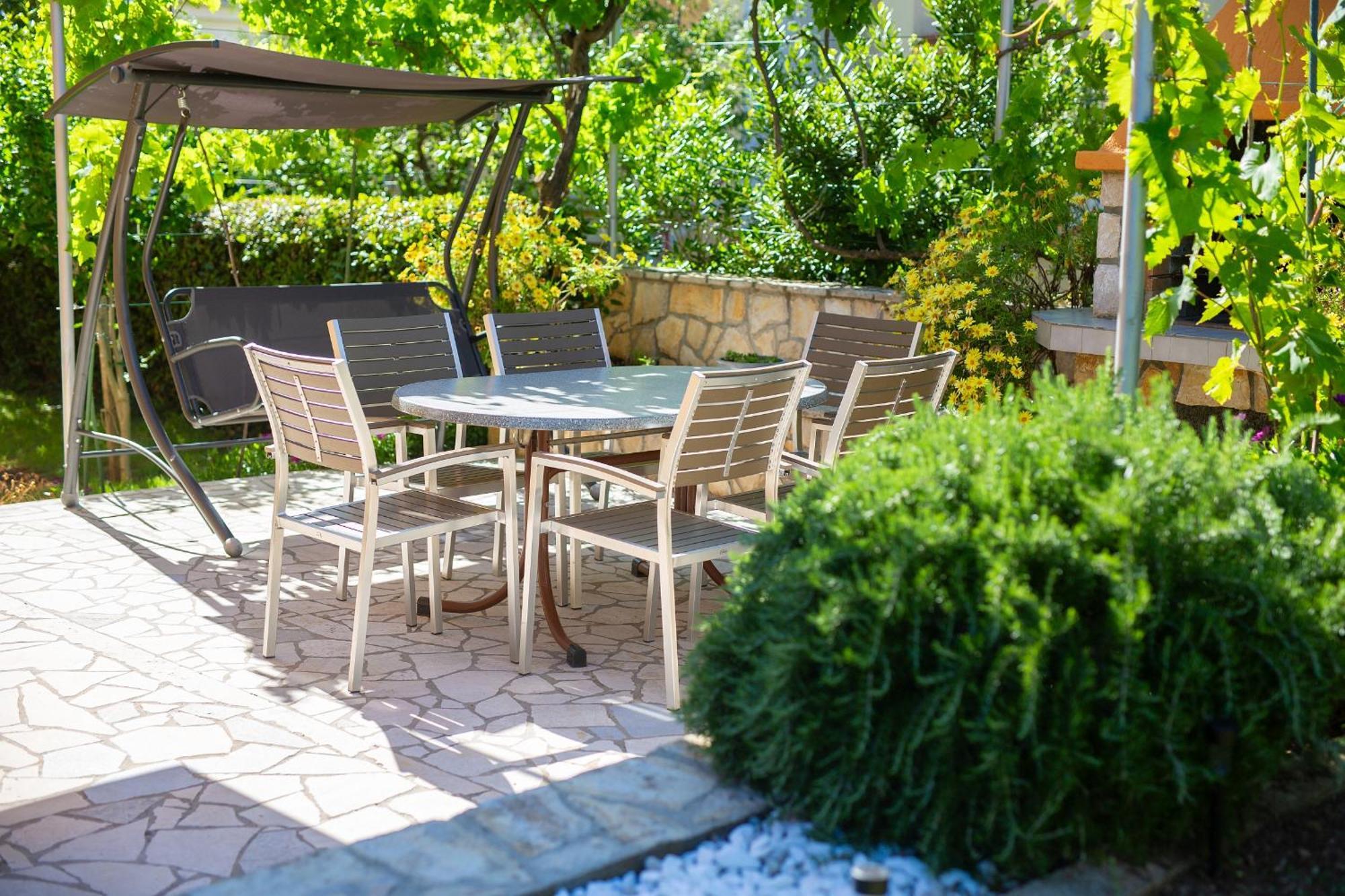 Apartment Bazina - Airconditioning, Parking, 500M From The Beach كرك المظهر الخارجي الصورة